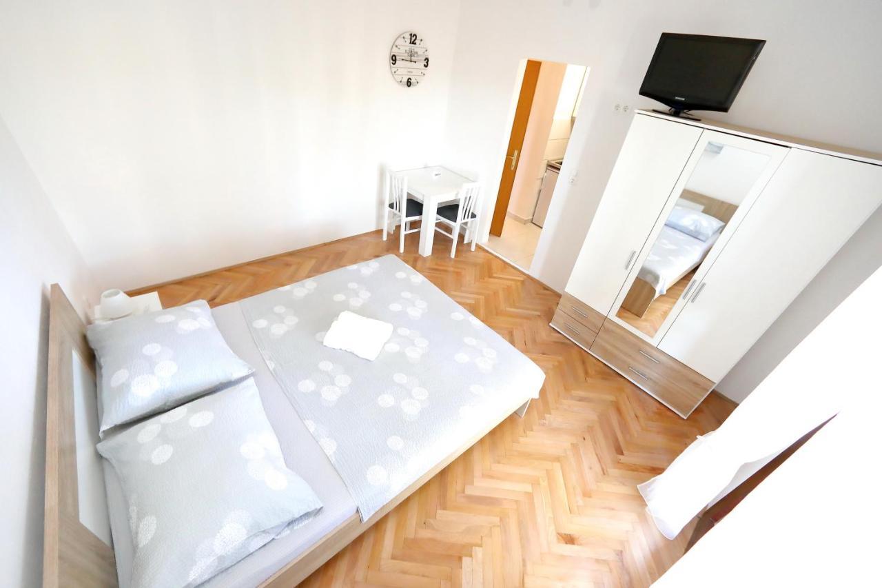 Apartmani Jagoda Bibinje Exterior photo