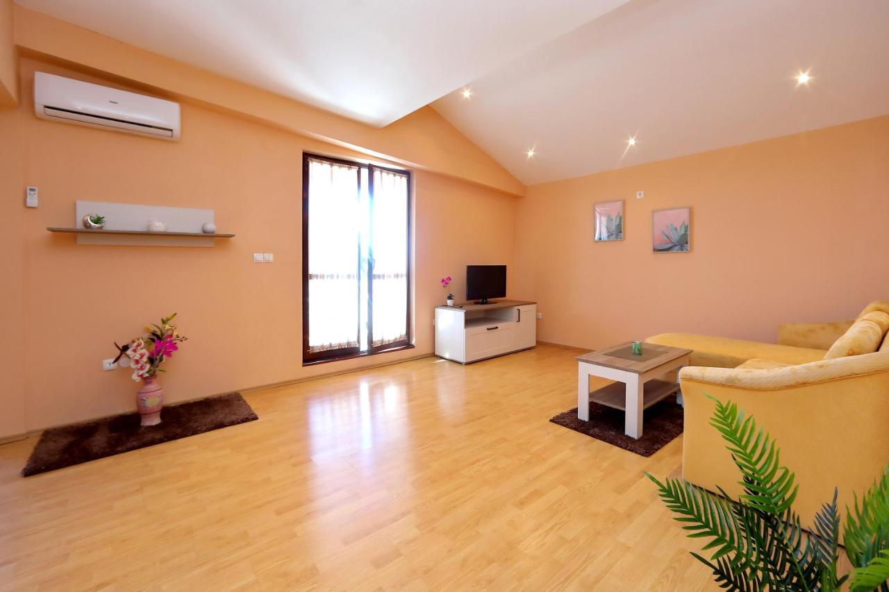 Apartmani Jagoda Bibinje Exterior photo
